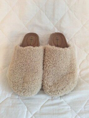 Aerie WOMENS Sherpa Fleece Slip on Cork Bottom Slippers ~ SIZE 9